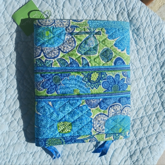 Vera Bradley Blue and Green Doodle Daisy jewelry folio - Picture 6 of 8